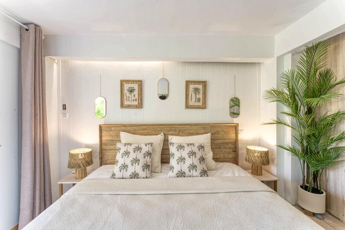 16.A louer villa avec piscine et Grand bourg-Marie-Galante